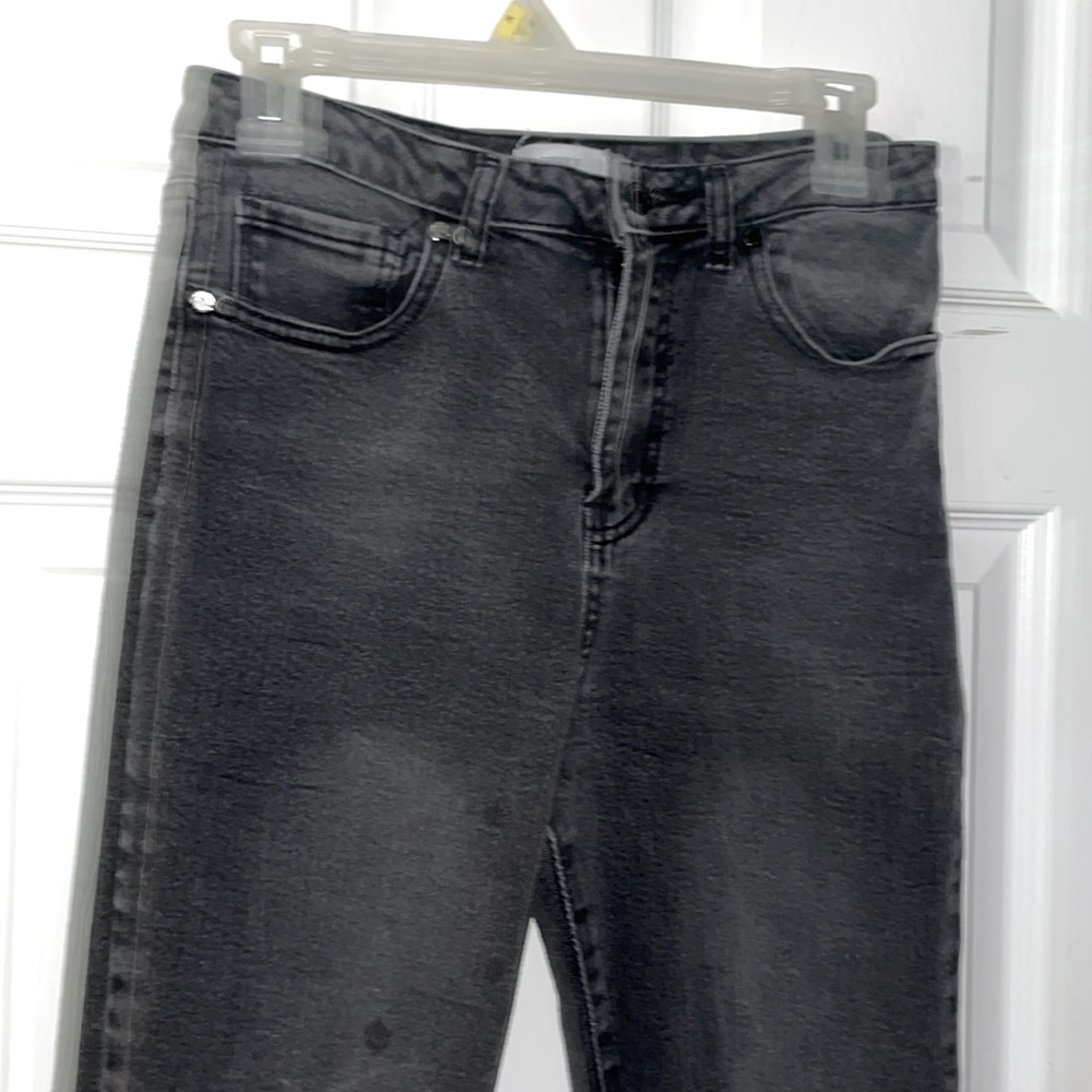 Forever 21 black non ripped jeans